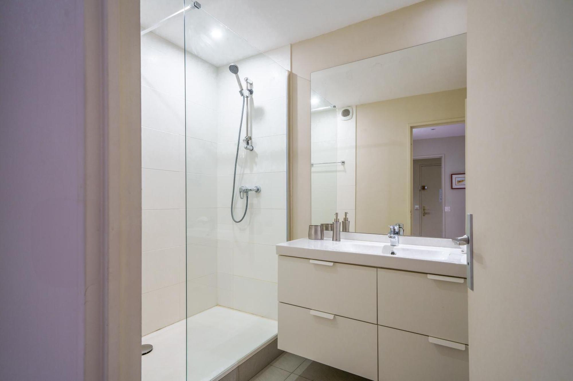 Appartement Tours Centre Avec Parking 4 P Bagian luar foto